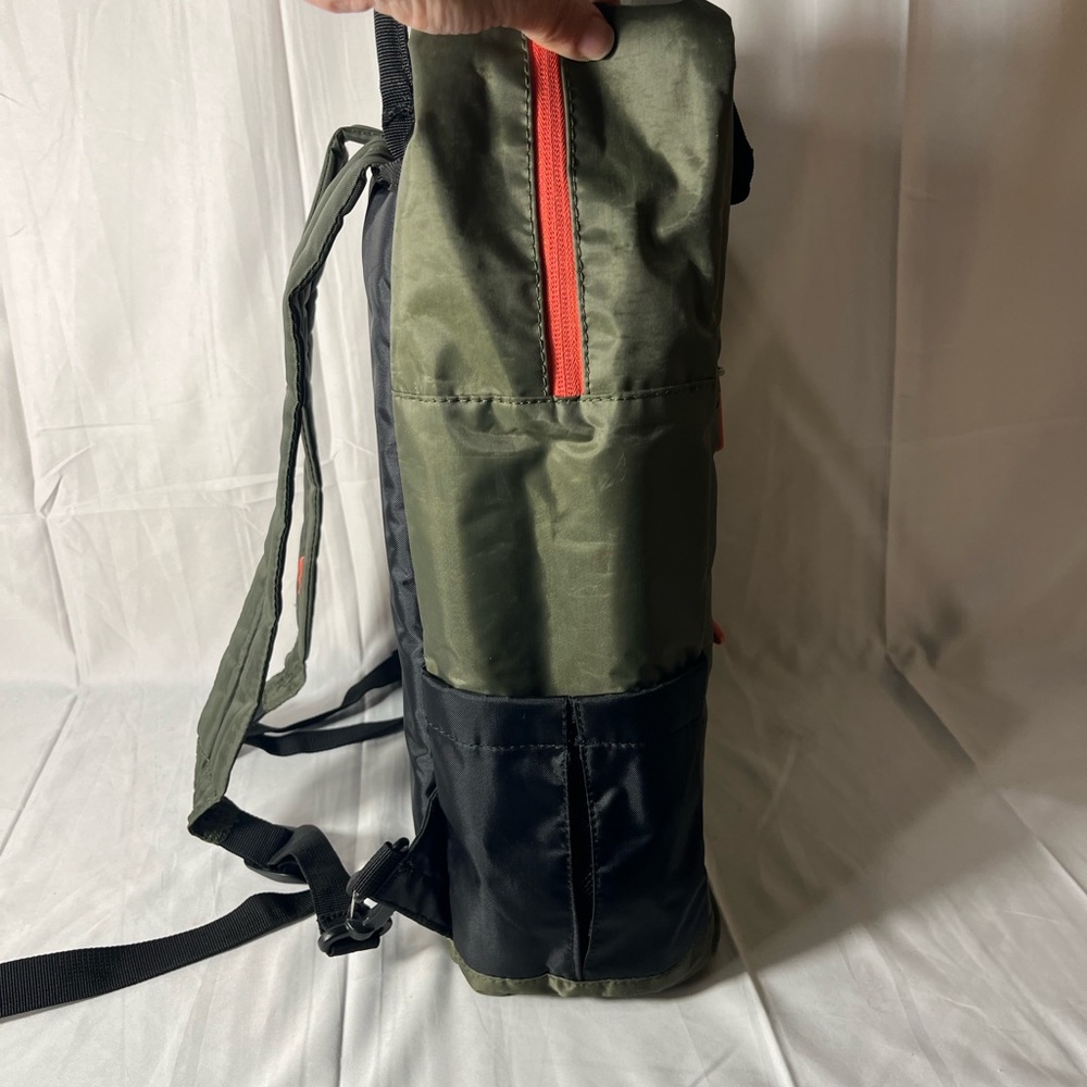 Magellan Outdoors backpack - Picture 6 of 7